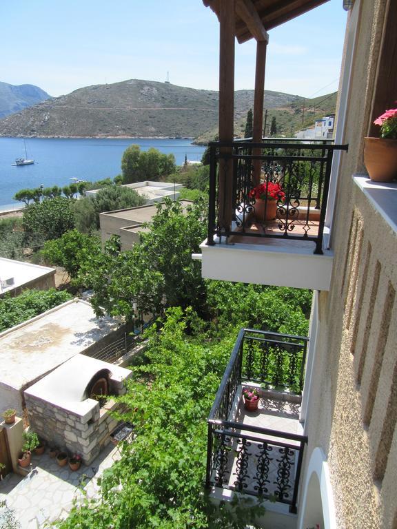 Kalotina'S Apartments Emborios Bagian luar foto